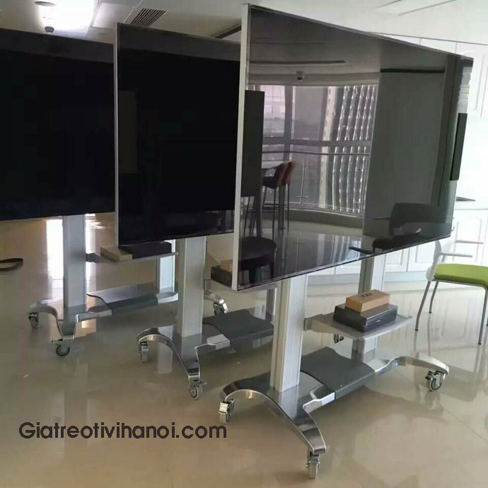 gia-treo-tivi-di-dong-cf100-7